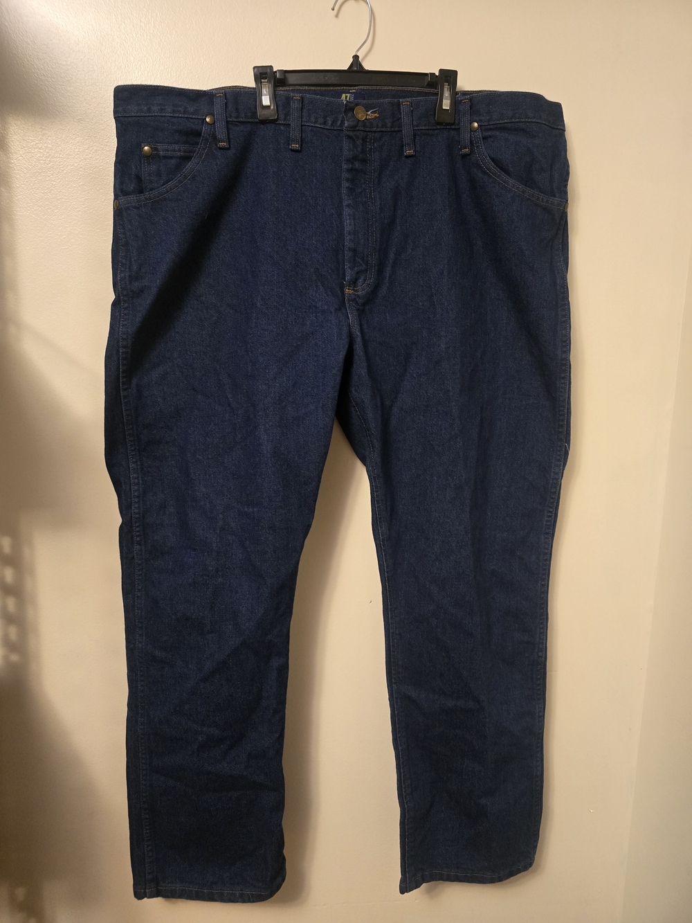 Wrangler Men's Dark Navy Relaxed Fit Jeans